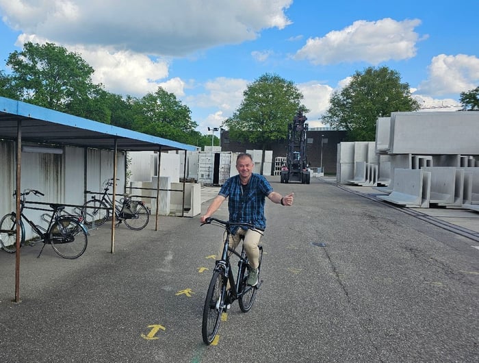 Frank fietst elke dag naar z'n werk