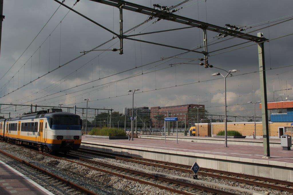 Stationsomgeving_De_Meteoor_Rotterdam_32